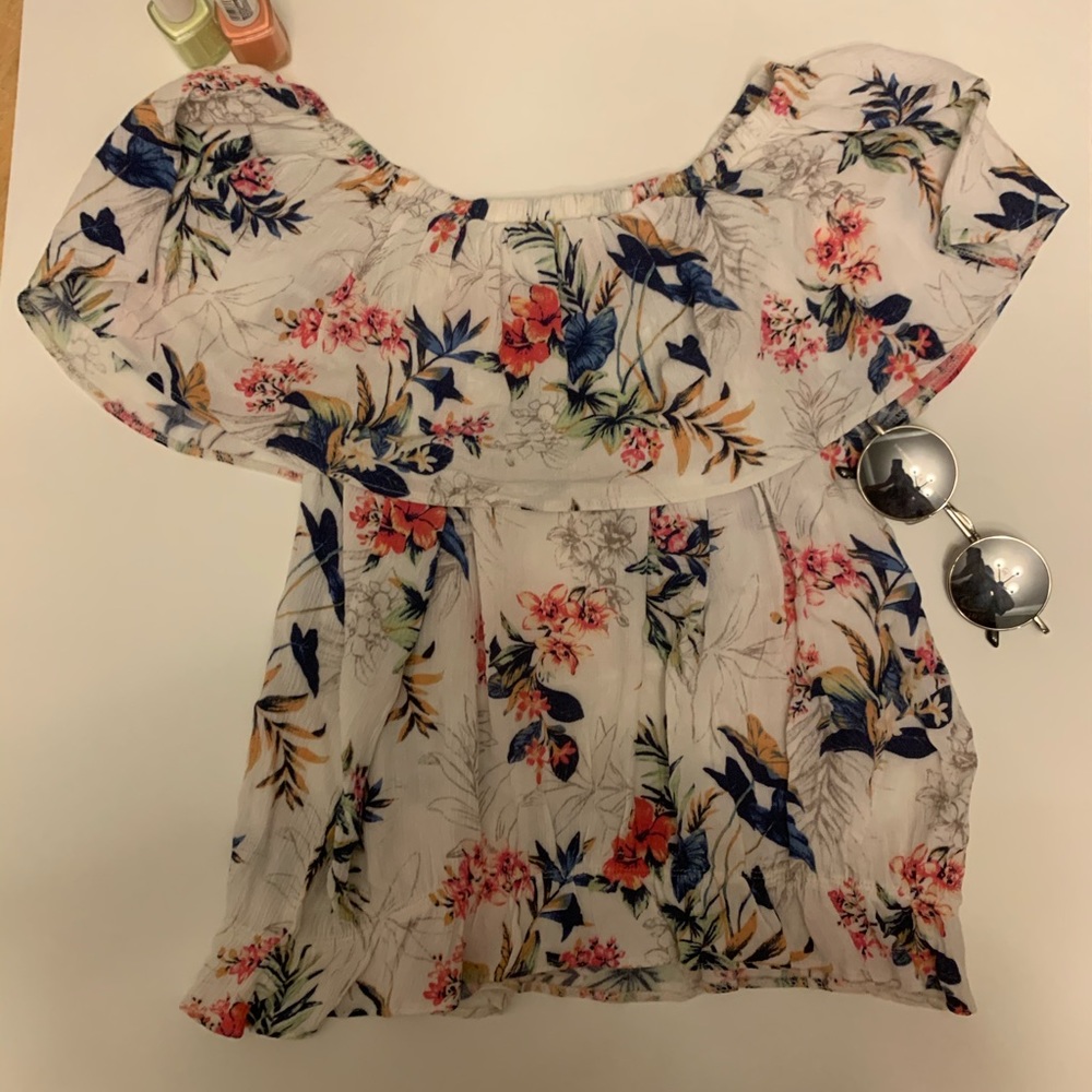 american eagle off the shoulder top